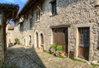 Pérouges  ( 01 )