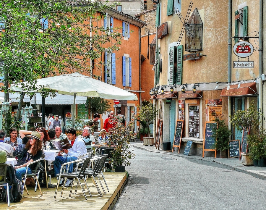  L'Isle-sur-la-Sorgue  ( 84 )