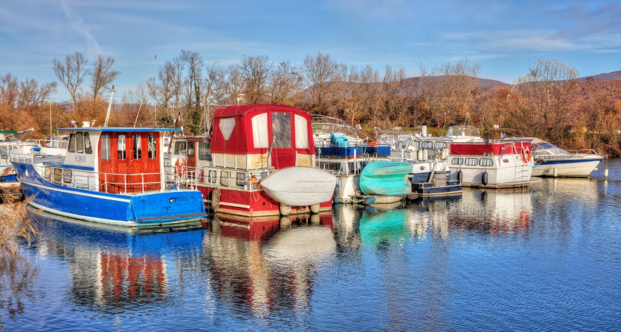 Cruas ( 07 ) Le port