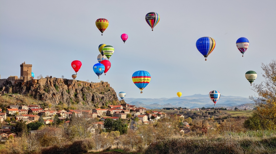 Montgolfières à la forteresse de Polignac