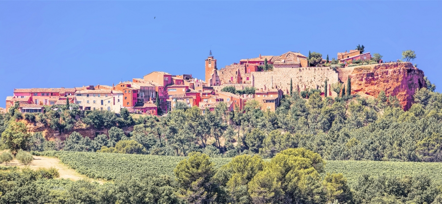 Roussillon ( 84 )